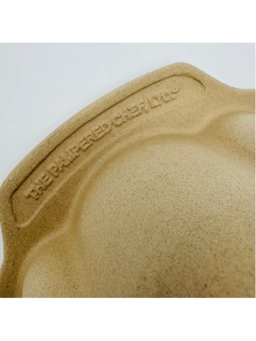 Pampered Chef Heritage Stoneware Fluted Bundt Pan One Size
